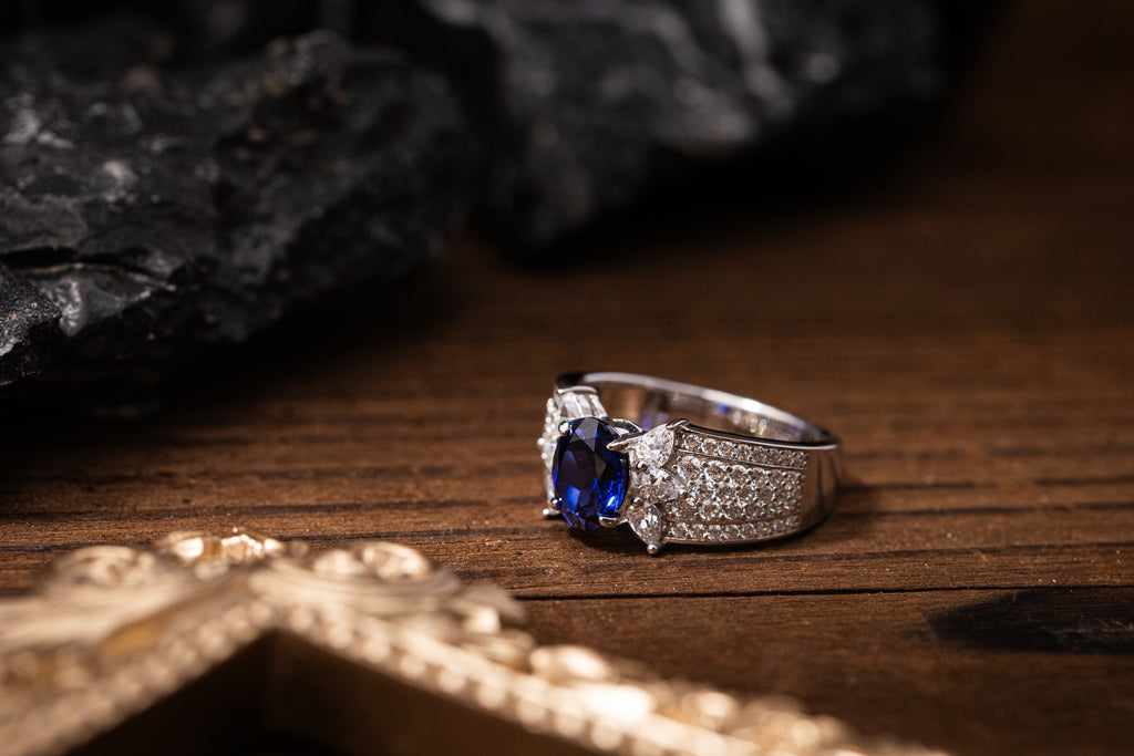 Nysera Royal Blue Sapphire Oval Ring