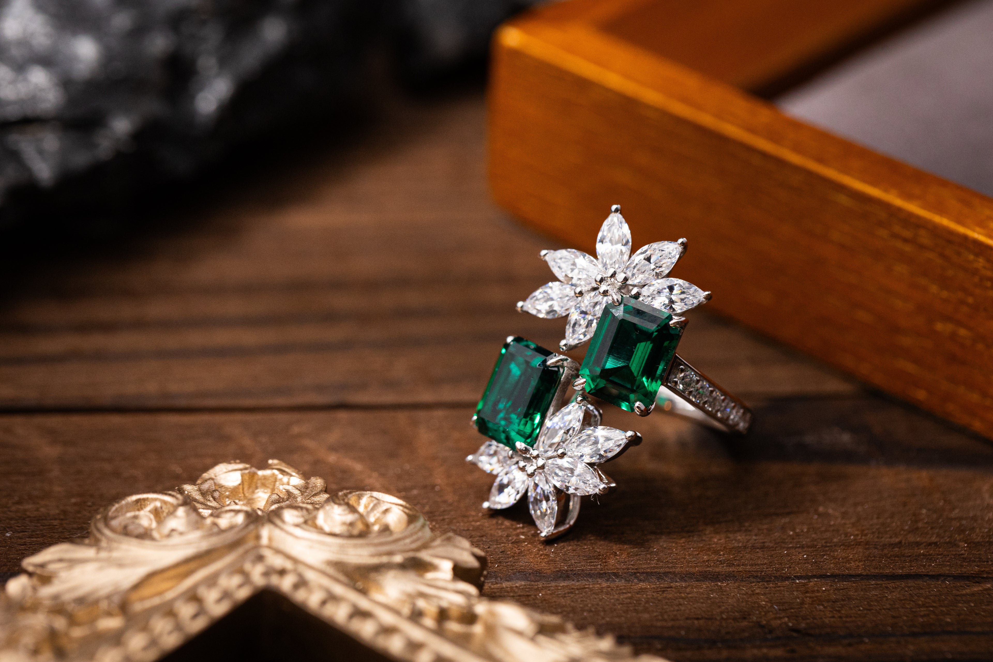 Nysera Muzo Emerald Octagon Ring