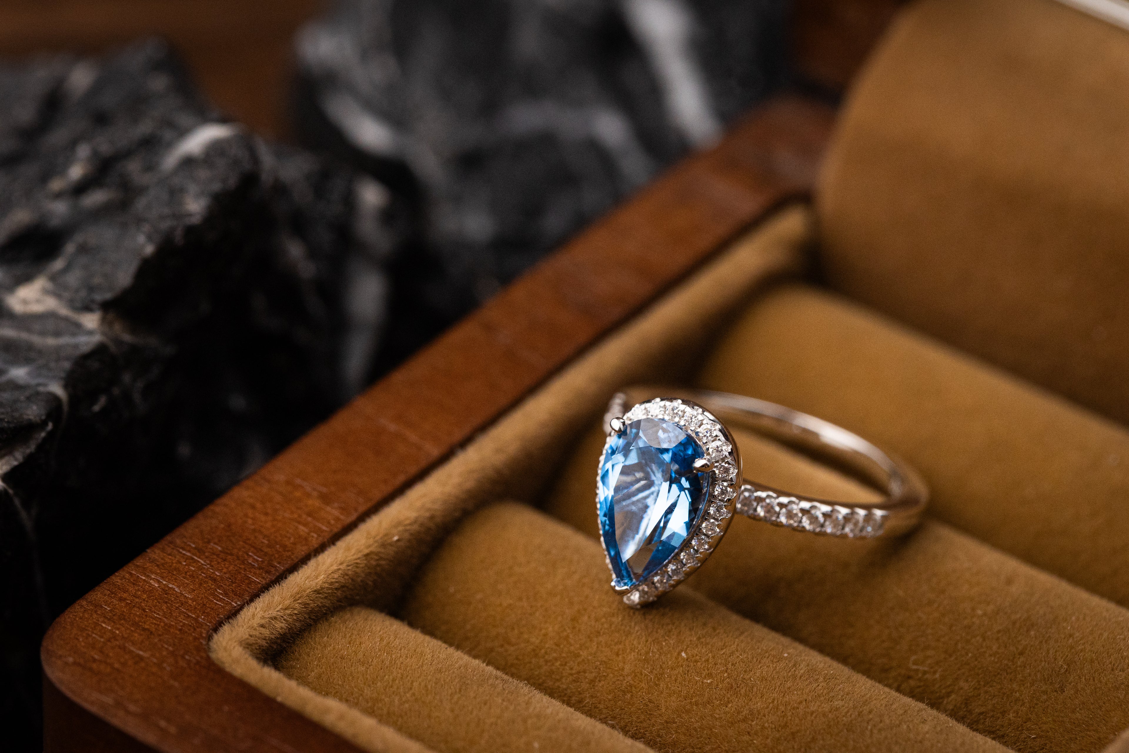 Nysera Santa Maria Spinel Ring