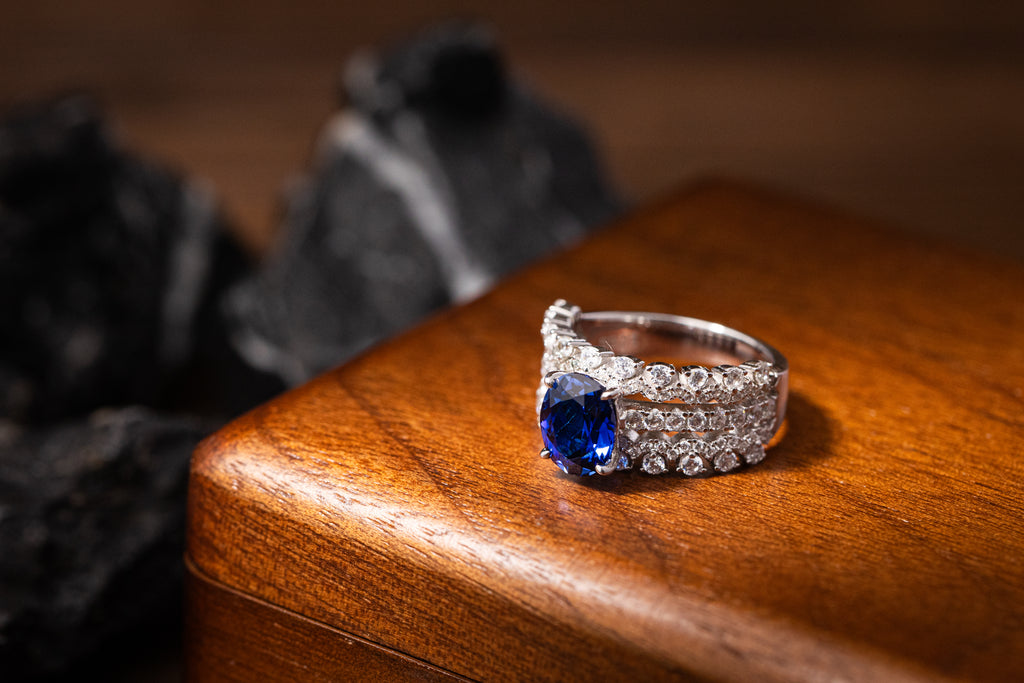 Nysera Royal Blue Sapphire Oval Ring