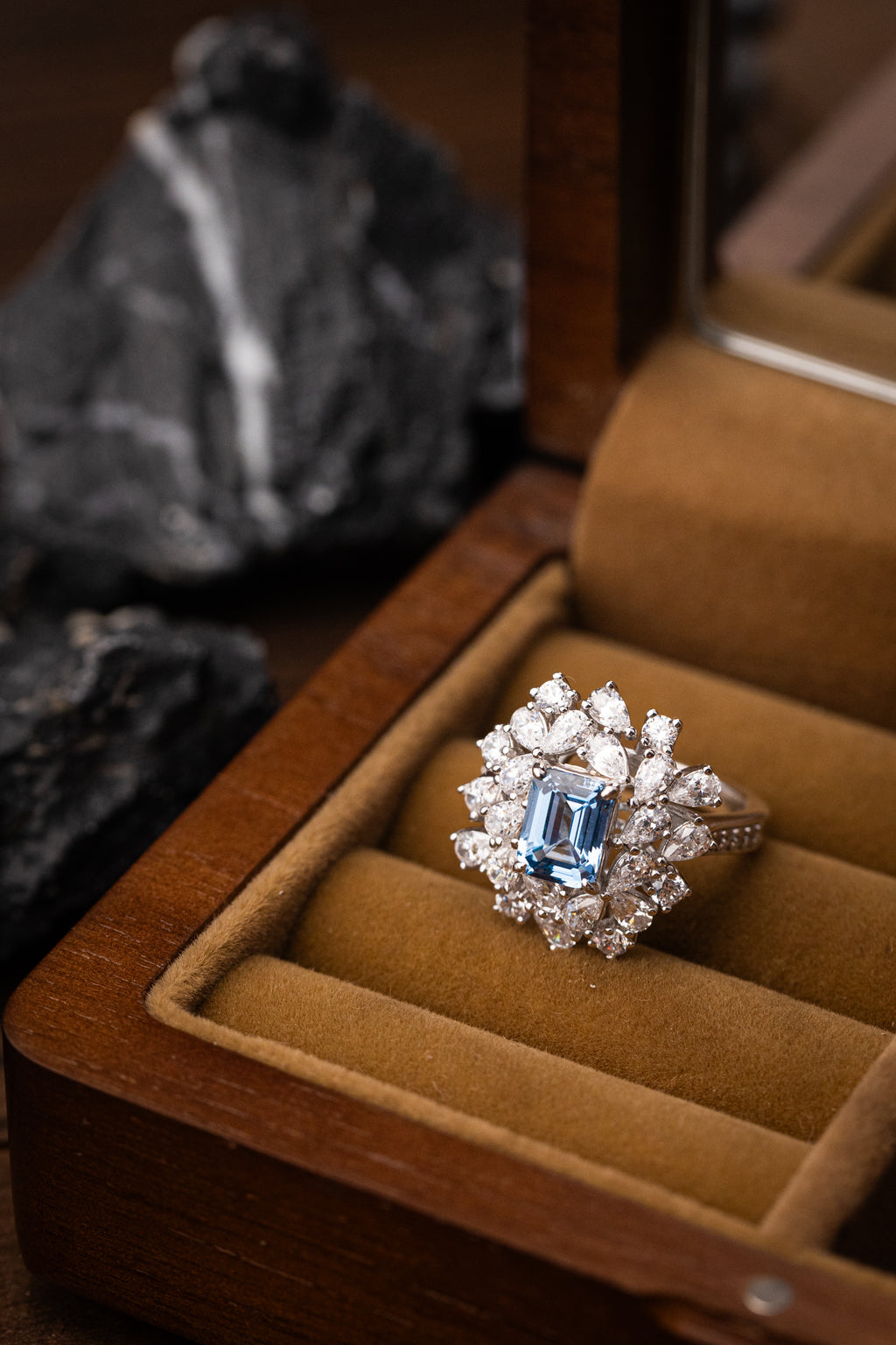 Nysera Santa Maria Spinel Ring